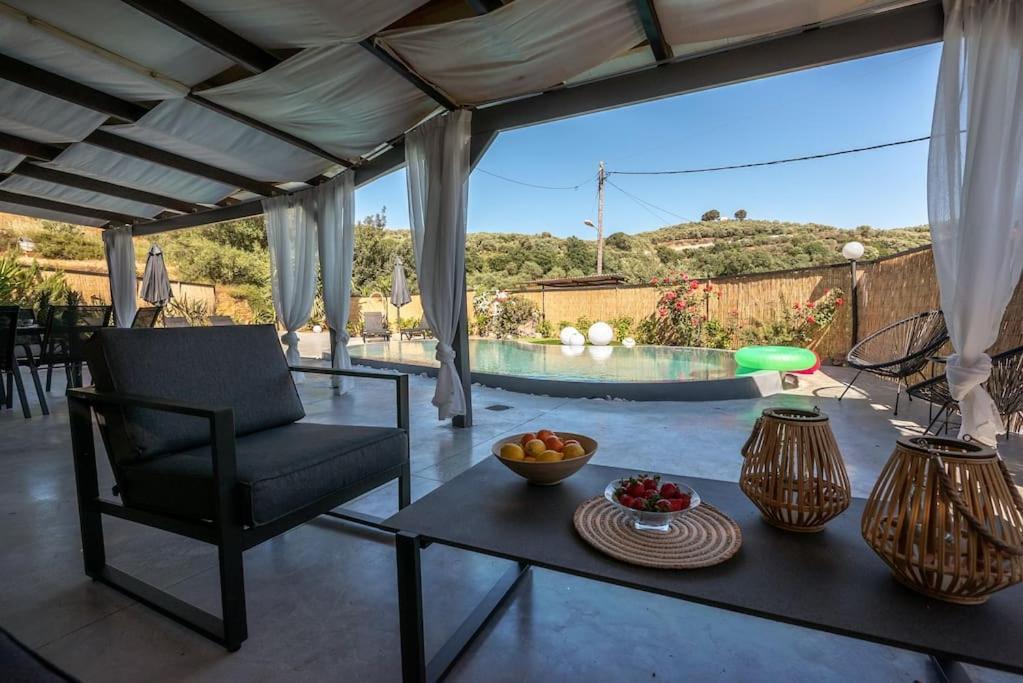 Casa Del Miele, Private Pool, Bbq, Mountain View. Villa Alikianósz Kültér fotó